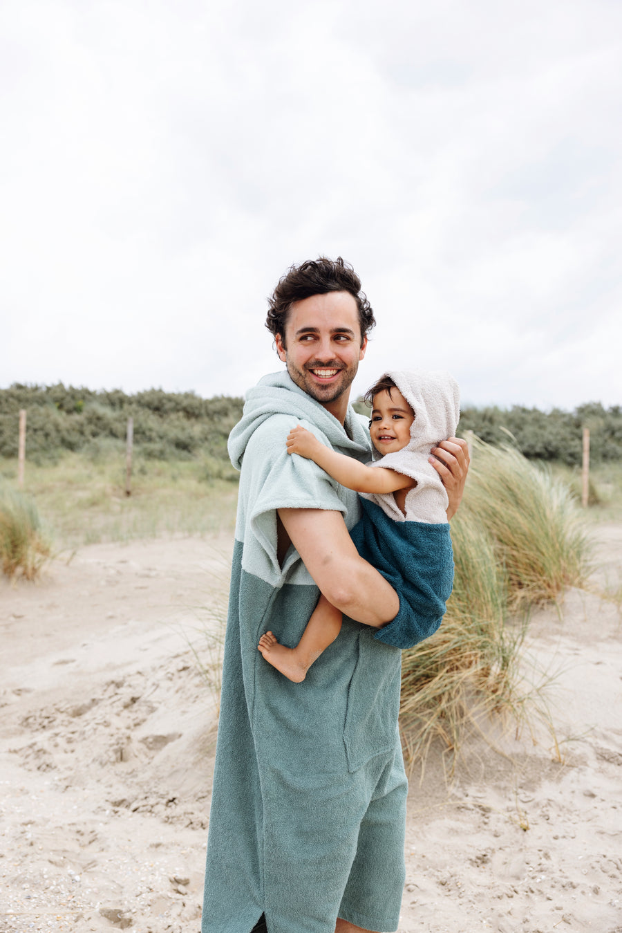 Poncho Zanzi Adult